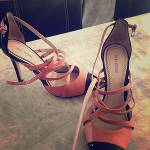 Pour La Victoire heels